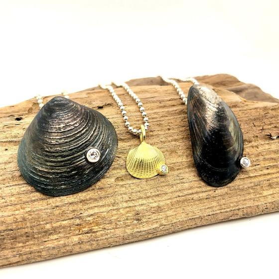 anhaenger-noerdliche-astarte-mit-brillant