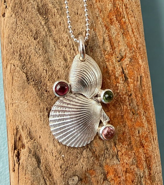 silberanhaenger_muscheln_ostsee