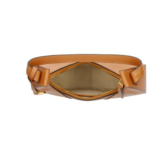 PICARD 7369 RV-HANDTASCHE der Serie BUCKLE UP in der Farbe COGNAC