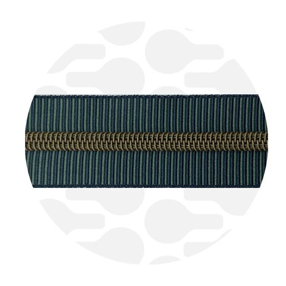 gestreiftes Reißverschlussband mit metallischer Optik. Flexibel, leicht zu nähen, ideal für Taschen & Accessoires Spiralreißverschluss grün bei Spreefee kaufen