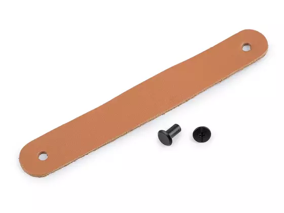 Lederhenkel aus Rindsleder 2 x 15 cm in Naturbraun mit schwarzen Schraubnieten für Taschen und Körbe