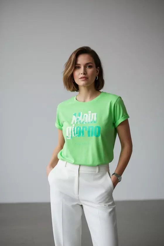 goldmarie MOINGIORNO T-Shirt Linda - Cut Style - neonapfel-holographic mit Glanz