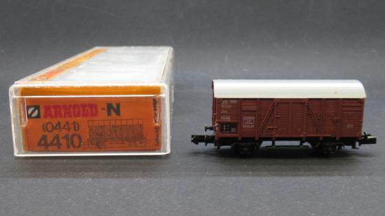 Arnold 4410 (0441) Gedeckter Güterwagen EUROP der DB Spur N OVP