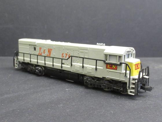 Minitrix 2016 US Diesellok GE U28C N Nr. 576 L & N Louisville & Nashville Railroad grau ohne Motor Spur N