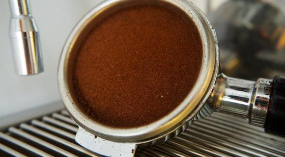 Schönbergers Hobby Barista Kurs_Kaffeegreissler