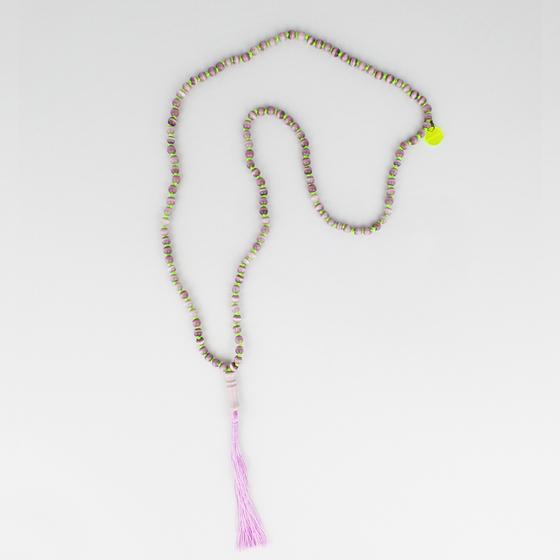 goldmarie Kette SUN BABE mit Fransenbommel flieder-neon-gelbgrün 