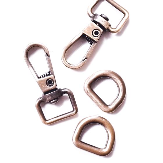 D-Ring 10mm flach– altmessing