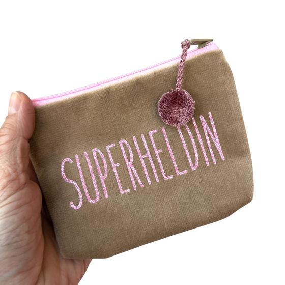 Frau Heidelberg Kosmetiktasche S taupe SUPERHELDIN rosa