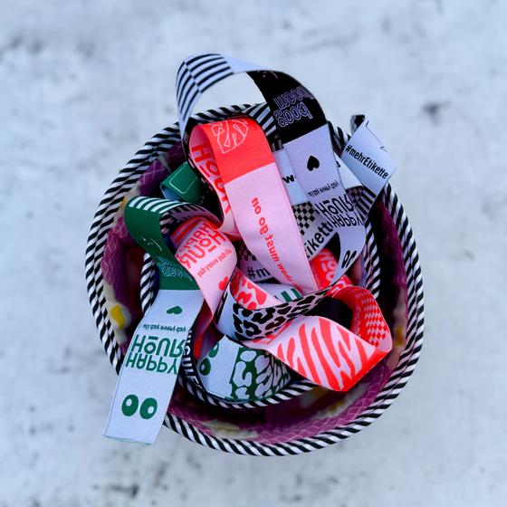 mehrEtikette Signature Band Label Band bei Spreefee kaufen