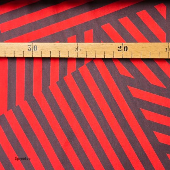 PS Patch Stripes von PS Fashion Fabrics – moderner Baumwollstoff mit grafischem Patchwork-Streifenmuster