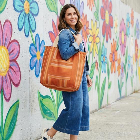 goldmarie Shopper Tasche JEANS Recycelt - LOVE PEACE MOIN - NR 2 - reversible - denim hellblau washed - 37x38x15cm