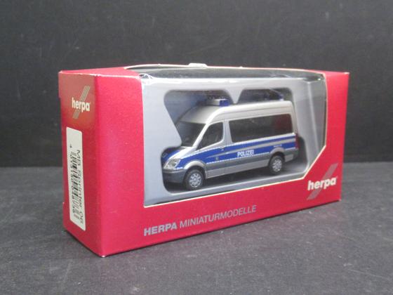 Herpa 048736 MB Sprinter 06 Polizei Hessen Spur H0