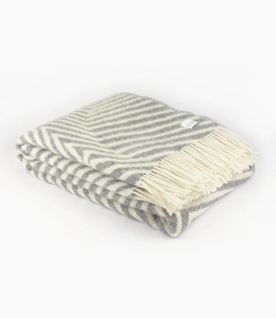 Decke | Wolldecke / Kuscheldecke Leaves - Granite