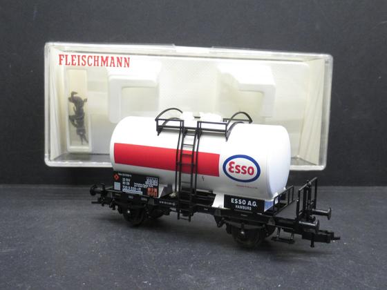Fleischmann 5410 K 2-achsiger Kesselwagen ESSO DB weiß Spur H0 OVP