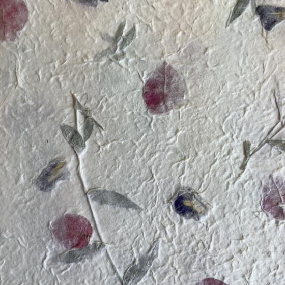 Kozo mit Blumen und Blättern