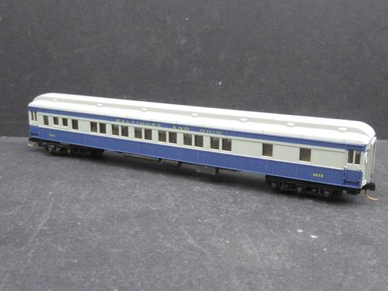 Atlas 2611 Baltimore & Ohio Pullman Passenger Car #3612 blau/grau Spur N