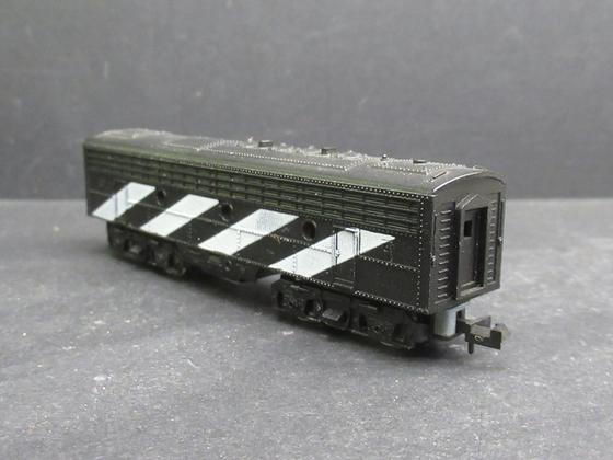 Minitrix 2925 301 US F7 Booster Zwischenwagen Canadian National ohne  Antrieb schwarz Spur N