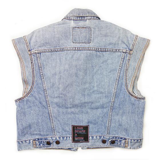 goldmarie Jeansweste LOVE PEACE MOIN - NR 06426 - Recycelt aus einer Jeansjacke - denim washed