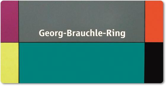 U-Bahnhof Georg-Brauchle-Ring Kühlschrankmagnet - weiße Schrift, auf multicolor Plattenhintergrund