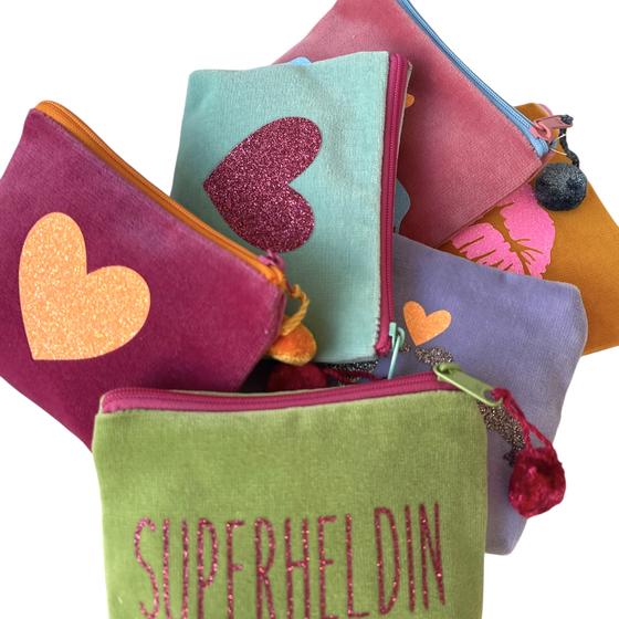 Frau Heidelberg Kosmetiktasche S grün pink SUPERHELDIN