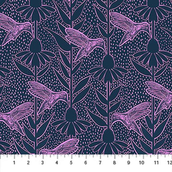 Kolibris auf tiefblauem Hintergrund: Humming Navy aus Indelible Ink von Anna Maria. Perfekt für Taschen, Rucksäcke und kreative Nähprojekte