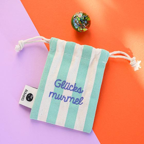 ava&yves Glücksmurmel Türkis mit Konfettisteinchen