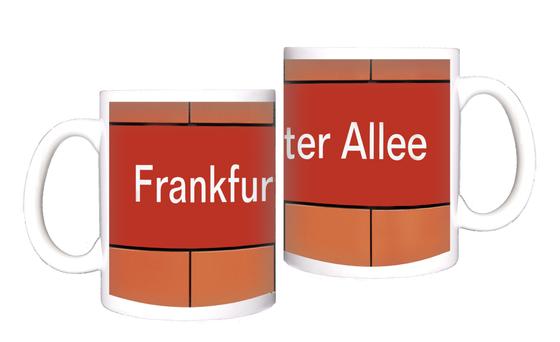 Frankfurter Allee U-Bahn Souvenir Tasse Berlin von tom bäcker - U5 - Friedrichshain - Karl Marx Allee - Lichtenberg - Ringbahn - S41 - S42 - Friedrichshain