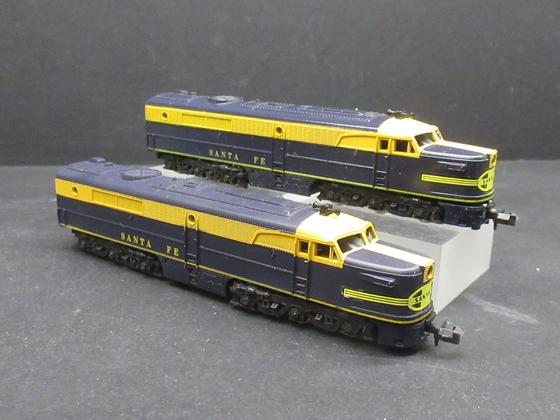Con-Cor 1400 310 US Diesellok Alco PA-1 Santa Fe blau/gelb mit Motor Spur N