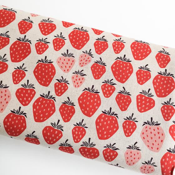 Cotton + Steel Canvas – Queen of Berrys True Red – Under the apple tree - Loes van Oosten