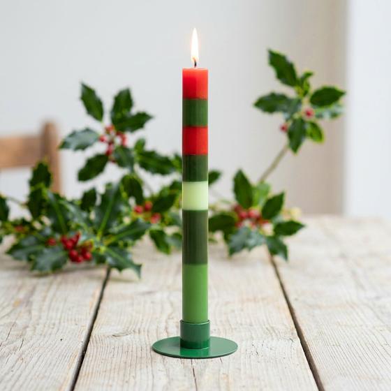 Kleine bunte Kerze Es Weihnachtet