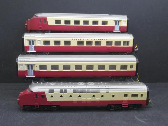 Märklin 3070 TEE Triebwagenzug RAm 502 der SBB Spur H0 Wechselstrom