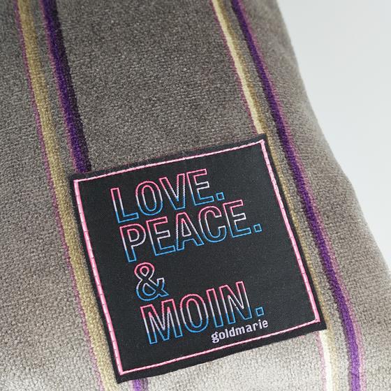 goldmarie Kissen LOVE PEACE MOIN Neonschrift Label - Samt Streifen graubraun - 30x30cm