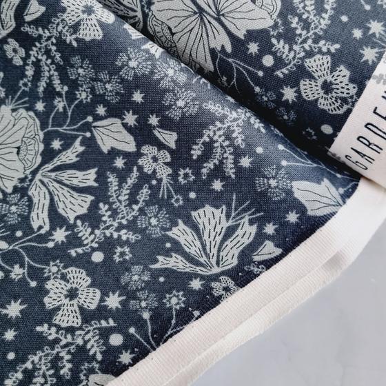 Twin Hills Stoff Cotton and Steel