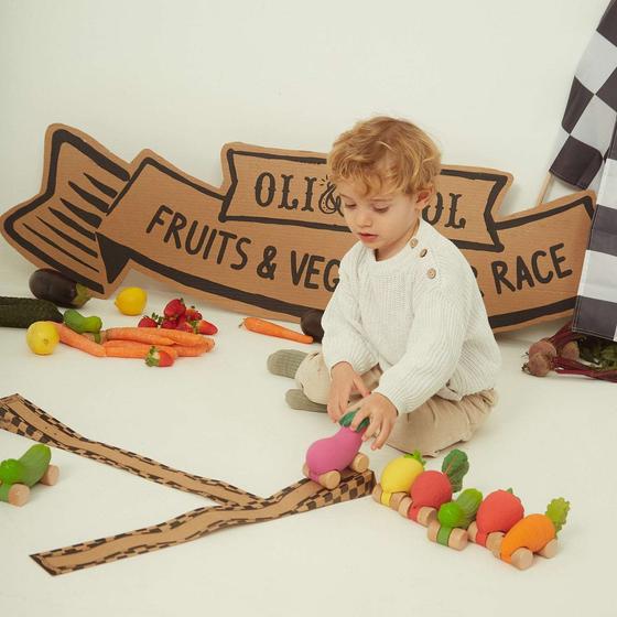 Oli&Carol Baby Car Toy Pepino The Cucumber