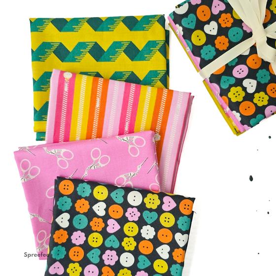 Fat Quarter Paket Bits and Bobs Sarah Hearts Stoff Nähutensilien