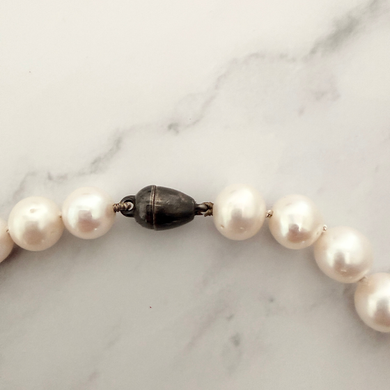Suesswasserperlen_silber_kette