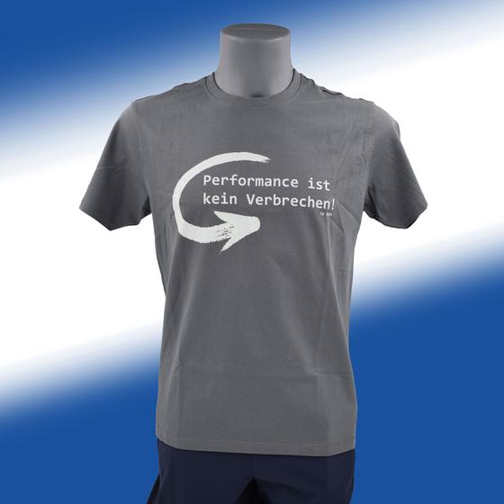 T-Shirt "Performance ist kein Verbrechen", Brustseite