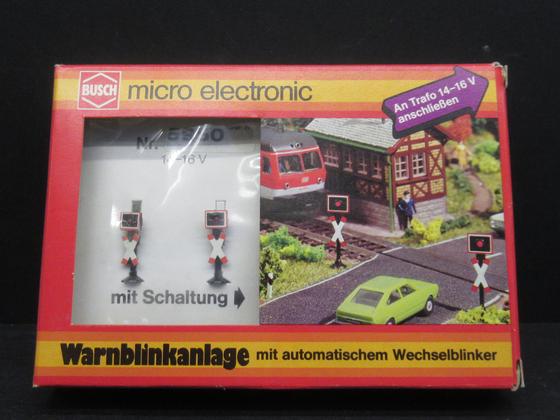 Busch 5950 Warnblinkanlage (Andreas Kreutze) mit Wechgselblinker 2 Stück mit el. Schaltung Spur N