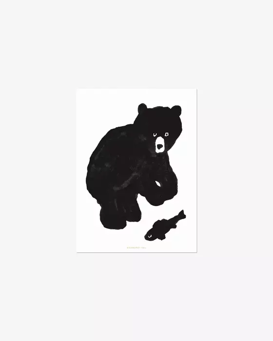 Warmgrey Tail Postkarte - Black Bear