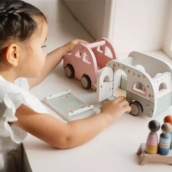 Little Dutch Spielzeugauto mit Wohnwagen