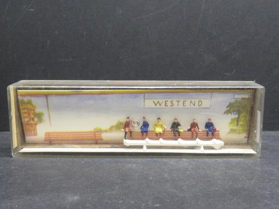 Merten 0859 Reisende sitzend Mänlich Spur N OVP