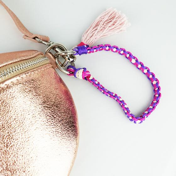 goldmarie Gürteltasche HIPBAG LOVE PEACE MOIN lilac Neon Label - Leder - rose gold - 30x15cm