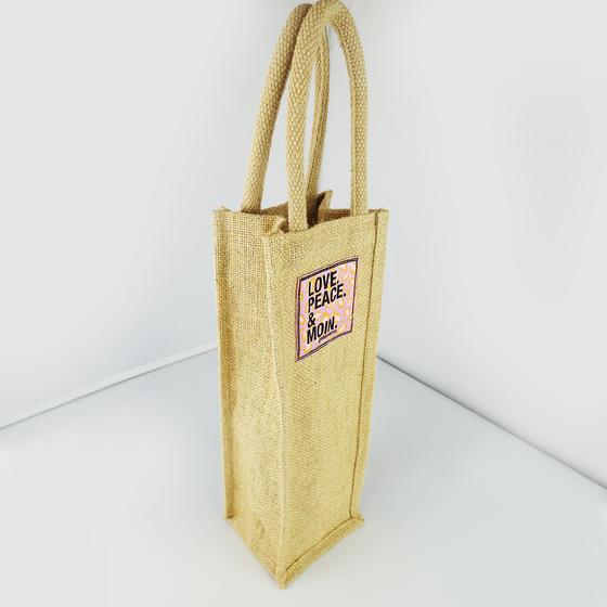 goldmarie Sekt- und Weinflaschentasche LOVE PEACE MOIN Leo Look Label - Jute - natur