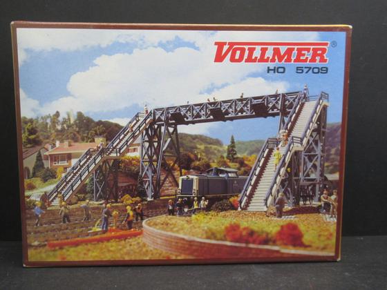 Vollmer 45709 Fußgängersteg als Bausatz für Spur H0, OVP