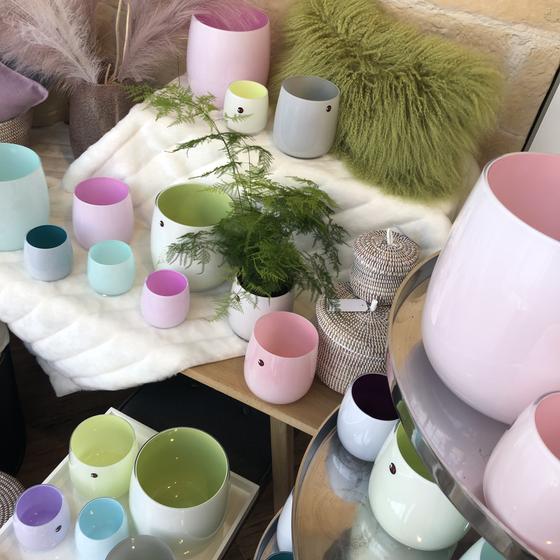 Mel Vase "Happy Spring" groß pastellblau