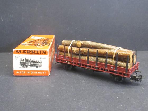 Märklin 313/2 Rungenwagen mit Holzstämmen beladen braun DB Spur H0 AC OVP