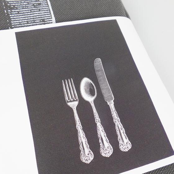 17;30 made in Hamburg Geschirrtuch BESTECK grau-weiß