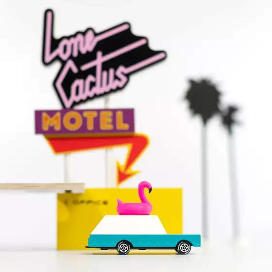 Flamingo Wagon von Candylab