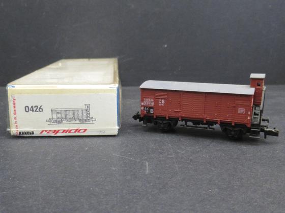 Arnold 4260 (0426) Gedeckter Güterwagen Bremserhaus DB braun Spur N OVP