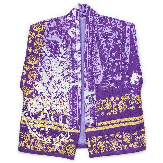 goldmarie Lilac Stepp Weste LOVE PEACE MOIN - Nr. 3 - Vintage-Stoff Recycelt - upcycling Einzelstück - lavendel-goldgelb